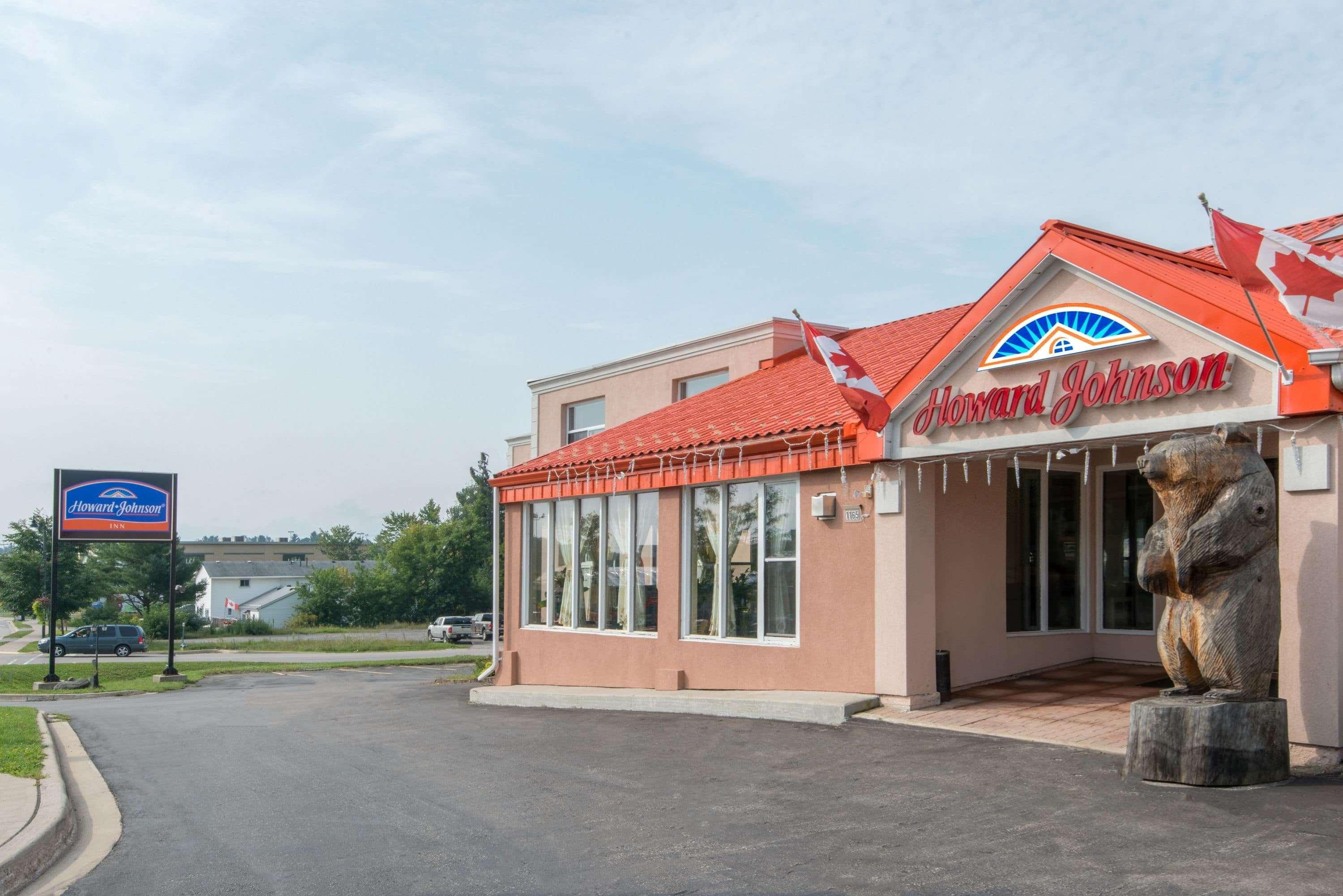 Howard Johnson By Wyndham Грейвънхърст Екстериор снимка
